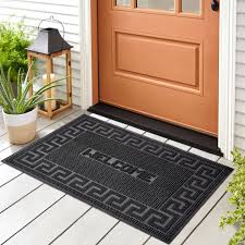 Elevate every festive welcome with that stylish 60x90cm festive entrance door mats