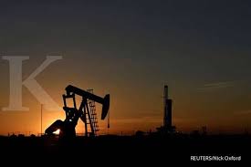 Setakat 2008, kerajaan membelanjakan as$14 bilion untuk subsidi petrol, diesel dan gas asli setiap tahun. Harga Minyak Terkoreksi Tipis Pada Awal Perdagangan Rabu 23 9 Kontan Co Id Line Today