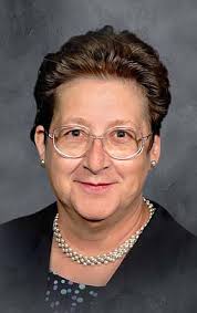 Ruth Koenig's Instagram, Twitter & Facebook