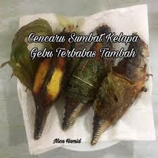 Sama halnya dengan resepi ikan cencaru sumbat kelapa yang dikongsikan oleh ‎razzyatt di facebook. Asyik Makan Ayam Je Ikan Cencaru Sumbat Kelapa Gerenti Licin Anak Makan Nasi Pa Ma