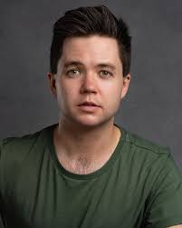 NEWS! Very excited to announce that I am now represented by Clarendon  Personal Management! EEEP! Exciting times ahead! :)  https://www.spotlight.com/2693-4501-7241