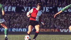 101 Voetbaliconen 35 Willem Van Hanegem 101 Historische Voetbalmomenten