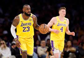 NBA adia jogo entre Lakers e Hornets por conta dos incêndios em LA |  Metrópoles