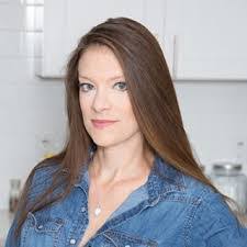 Beth Jacques's Instagram, Twitter & Facebook