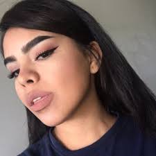 Priscilla Rubio (@scillarubio)