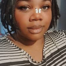 Nicole Rupert's Instagram, Twitter & Facebook