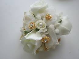 Wedding corsages are most often reserved for the mother of the bride, mother of the groom, grandmothers of the bride and groom, and other special. Ivory Champagne Wrist Corsage Prom Wedding Flowers Foam Rose Bride Mother Ebay