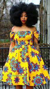 Pour tout type d'évènement en famille vous pouvez mettre cette longue robe. 47 Modeles De Robes En Pagne Chics Et Tendances Pour Vos Occasions African Attire Latest African Fashion Dresses African Fashion