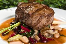 In una padella mettere a scaldare 70 grammi di burro, e cuocere la carne al sangue, avendo cura di non. Filetto Di Manzo Alla Griglia