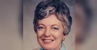 Jean Travis's Instagram, Twitter & Facebook