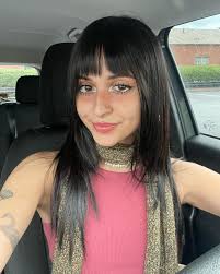 i got new bangs n im making it everyone's problem ]:) <— thats suppose to  look like he has bangs