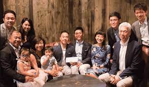 Lee hsien loong mp(çince : Lee Hsien Yang S Son Li Huanwu And Husband Heng Yirui Reinvent Asianvalues With Their Respective Families In Newly Released Wedding Photograph The Online Citizen Asia