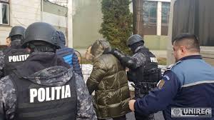 Avocatul toni neacșu denunță manipulări și dezinformări, în cazul criminalului de la mediaș: Foto Video Crima De La MediaÈ™ Cei Trei BÄƒrbaÈ›i ArestaÈ›i Preventiv AduÈ™i La Curtea De Apel Alba Iulia DupÄƒ Ce Au Contestat MÄƒsura Doi Sunt Din Alba Ziarul Unirea