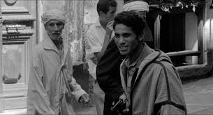 A surprisingly unbiased account of the bloodiest revolution in modern history. Battle Of Algiers The Reelviews Movie Reviews