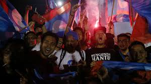 Opposition party claims historic victory ▻ follow channel: Malaysia S Opposition Pulls Off Shocking Election Win Elections News Al Jazeera