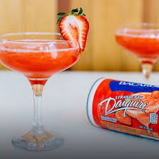 Daiquiri Strawberry Daiquiri Daquiri Recipe Strawberry Daiquiri Cocktail