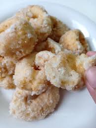 Bisa nih jika kamu ingin membuat cilok gorengmu sendiri di rumah. Resepi Kuih Badak Kelantan Paling Sedap Di Abad Ni Guna Tiga Bahan Jer Kitpramenulis