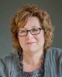 Lynn Mraz, Broker Associate