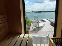 Haus Am See Mit Privatstrand C Im Lobnitz 3 Schlafzimmer Fur Bis Zu 8 Personen Privatstrand Haus Ca Ferienwohnung Deutschland Ferienhaus Ferienhaus Am See