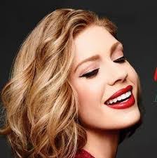 Aura Portillo's Instagram, Twitter & Facebook