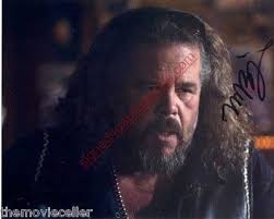 Mark Boone Junior Autographed bajos Signed