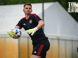 How manchester united plan to use jadon sancho. Man Utd Sign Goalkeeper Tom Heaton On Two Year Contract Manchester United