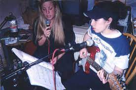 5 Of The Most Fascinating Details About The Amy Winehouse Documentary Amy Winehouse Documentary Best Documentaries On Netflix Amy Winehouse