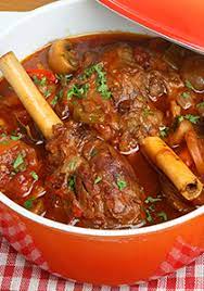 Pentru a evita indigestia, mancati cate putin din fiecare, asta daca nu puteti spune pas bunatatilor. Miel La Ceaun Cum Sa L Preagatesti Usor Si Gustos Divahair Ro