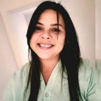 80+ perfis com “Michelle Esteves”