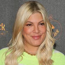 Sign up for tori spelling alerts: Tori Spelling Promiflash De