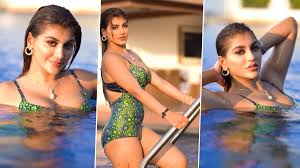 Yashika Aannand Sexy Video: हॉट बिकनी पहन यशिका आनंद ने स्विमिंग पूल में  लगाई आग, एक्ट्रेस की बोल्डनेस देख यूजर्स हुए लट्टू | 🎥 LatestLY हिन्दी