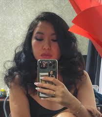 Mari Long 🫐 (@mari.long_) • Threads, Say more