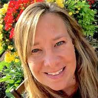 Karyn Crawford's Instagram, Twitter & Facebook