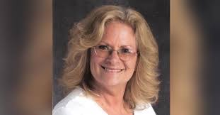 Derek Abraham's Instagram, Twitter & Facebook