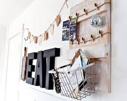 Die tafeln versuchen, betroffenen den alltag etwas zu erleichtern. Deko Ideen Kuche Selber Machen Halterungen Tafel Waescheklammer Holz Korb Zettel Deko Ideen Wascheklammern Holz Holzkorb