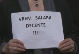 Salariu mediu brut pe tara se calculeaza ca raport intre sumele platite salariatilor de agentii economici in luna de referinta si numarul mediu de salariati salariu mediu 2021. Se AdanceÈ™te DiferenÈ›a Dintre Salariile AngajaÈ›ilor La Stat FaÈ›Äƒ De Cei Care LucreazÄƒ In Mediul Privat In 2017 Salariul Brut De La Stat Mai Mare Cu Aproximativ 34 Decat La Privat Ziarul Unirea