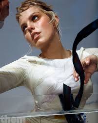 Reneé Rapp Is Rewriting the Rules of Lesbian Pop Stardom