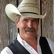 When you and your bestie show up to the Halloween party with the same  costume 😂 Duke and Red Skelton