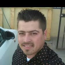 Chequense esta foto amigos, se las muestro con gran respeto. El Sr. Luis  Cantu(hermano de Don Santos Cantu), el Sr. Ramon Garcia de Guardados de  Abajo en Tamaulipas. Y el Sr. Jesus