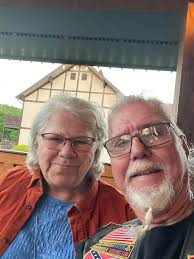 Falcon en Miami, direct descendants of Diego Falcon y Maria Fiallo  Dominguez 😄 Saludos a todos! Yolanda Falcon Rodriguez Mary Falcon y  Mairelys Perez Falcon 😉