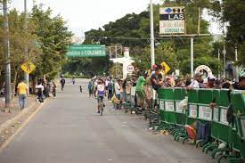Tenemos un gran adversario, sobre todo cuando observamos que continuamente hay una intención de acusar a venezuela de que estamos tratando de pasar a territorio colombiano, expresó en el programa hoy que transmite. Crisis En La Frontera El Drama De 40 000 Venezolanos Atrapados En Colombia Gobierno Politica Eltiempo Com