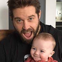 Alison Bulger's Instagram, Twitter & Facebook