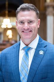 Sen. Garten welcomes local students to Statehouse