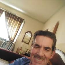 Left handed community growth and discussions