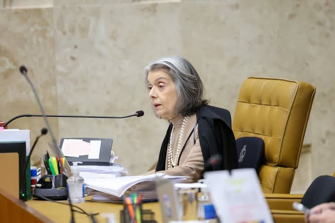 Cármen Lúcia diz estar em estado de profunda consternação e tristeza e pede desculpas ao povo brasileiro | G1