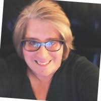 Elizabeth Sapp's Instagram, Twitter & Facebook