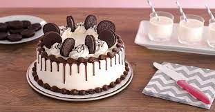 Baskin Robbins With Our Incredible Cake Any Moment Is Facebook