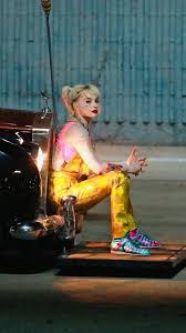 Birds Of Prey Ewan Mcgregor Scene Pin On Margot Robbie Harley