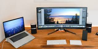 MacBook Pro Diary: My dream monitor still doesn't exist, but ultra ...