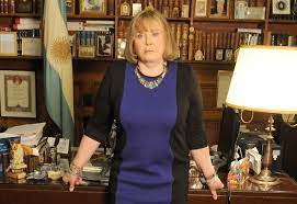 De ahí, la jueza maría servini de cubría, que lleva el caso de la querella argentina, remite desde buenos esta orden interna del ministerio público acusaba a servini de un interés ajeno a la justicia y recordaba la causa contra el exjuez de la audiencia nacional baltasar garzón por actuar como ella. Maria Servini De Cubria Ecured